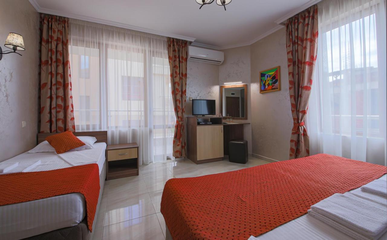 Guesthouse Phoenix Obzor Exterior foto